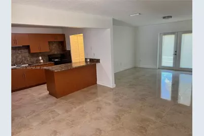 1781 NW 16th St, Miami, FL 33125 - Photo 18