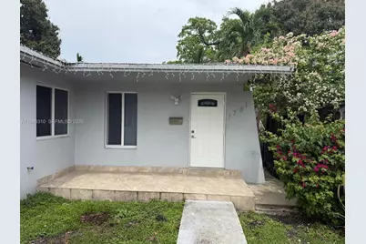 1781 NW 16th St, Miami, FL 33125 - Photo 2