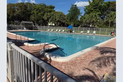1461 NW 113th Ave, Pembroke Pines, FL 33026 - Photo 36