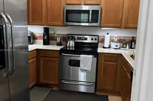 502 SW 158th Terrace, Pembroke Pines, FL 33027 - Photo 6