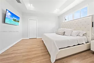 7827 NW 116th Ave, Doral, FL 33178 - Photo 10