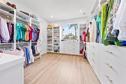 7827 NW 116th Ave, Doral, FL 33178 - Photo 14