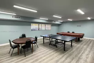 511 Ives Dairy Rd, Miami, FL 33179 - Photo 60