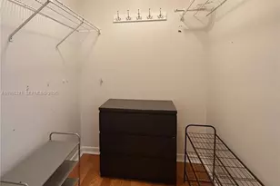 511 Ives Dairy Rd, Miami, FL 33179 - Photo 20