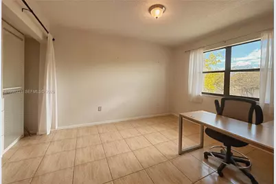 511 Ives Dairy Rd #301-6, Miami, FL 33179 - Photo 14