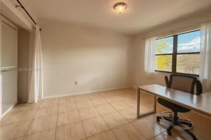 511 Ives Dairy Rd, Miami, FL 33179 - Photo 14