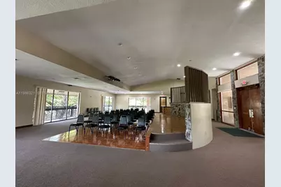 511 Ives Dairy Rd #301-6, Miami, FL 33179 - Photo 64