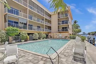2640 NE 135th St, North Miami, FL 33181 - Photo 10