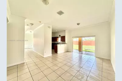 20336 SW 87th Pl, Cutler Bay, FL 33189 - Photo 12