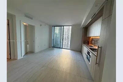 77 SE 5 St #2015, Miami, FL 33131 - Photo 10