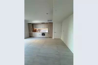 77 SE 5 St #2015, Miami, FL 33131 - Photo 12