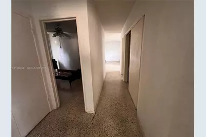 9950 SW 35th Ter, Miami, FL 33165 - Photo 28