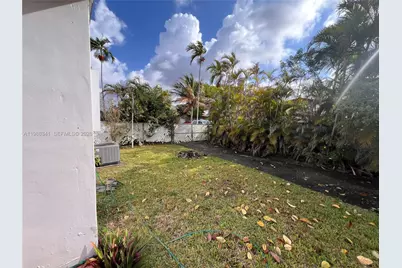 9950 SW 35th Ter, Miami, FL 33165 - Photo 40