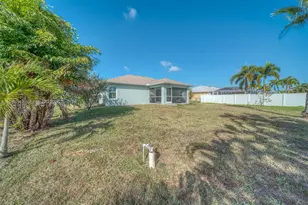 2847 SW 26th Pl, Cape Coral, FL 33914 - Photo 28