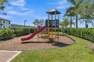 21068 NE 8th Ave, Miami, FL 33179 - Photo 28