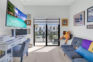 21068 NE 8th Ave, Miami, FL 33179 - Photo 12