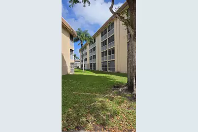 400 W Village Green Cir W #216, Palm Springs, FL 33461 - Photo 24