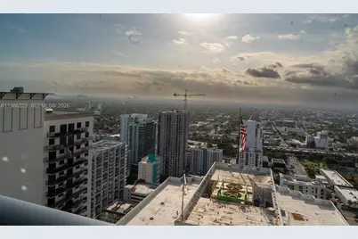 55 SW 9th St #3607, Miami, FL 33130 - Photo 2