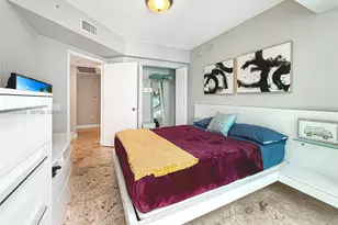 41 SE 5th St, Miami, FL 33131 - Photo 16