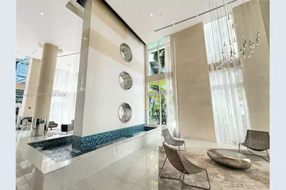 41 SE 5th St #602, Miami, FL 33131 - Photo 28