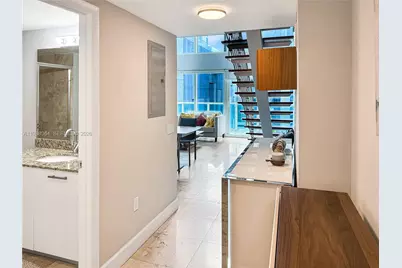 41 SE 5th St #602, Miami, FL 33131 - Photo 18