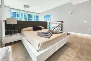 41 SE 5th St, Miami, FL 33131 - Photo 10
