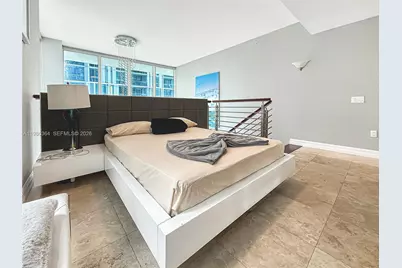 41 SE 5th St #602, Miami, FL 33131 - Photo 8