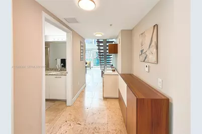 41 SE 5th St #602, Miami, FL 33131 - Photo 20