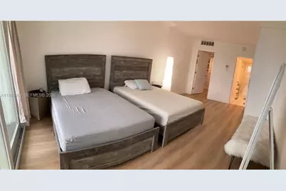 5401 Collins Ave #320, Miami Beach, FL 33140 - Photo 30