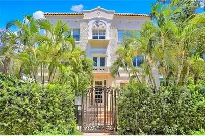 1611 Michigan Ave #10, Miami Beach, FL 33139 - Photo 2