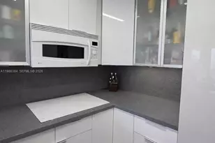 3675 N Country Club Dr, Aventura, FL 33180 - Photo 8