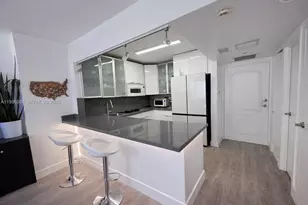 3675 N Country Club Dr, Aventura, FL 33180 - Photo 6