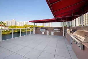 3675 N Country Club Dr, Aventura, FL 33180 - Photo 16