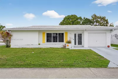 6719 NW 70th Ct, Tamarac, FL 33321 - Photo 14