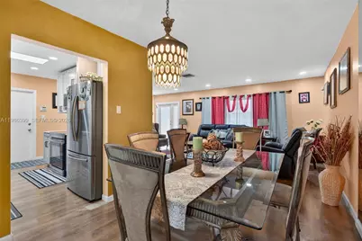 6719 NW 70th Ct, Tamarac, FL 33321 - Photo 8