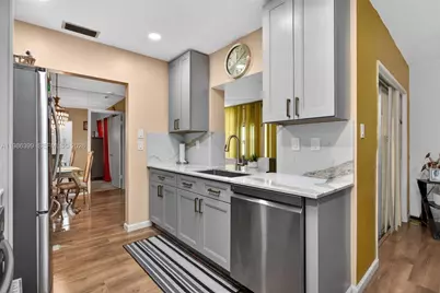 6719 NW 70th Ct, Tamarac, FL 33321 - Photo 28