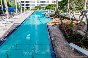 3600 Mystic Pointe Dr, Aventura, FL 33180 - Photo 32