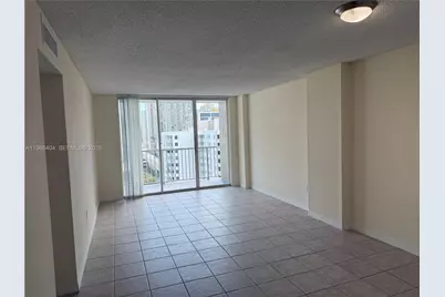 915 NW 1st Ave #H2111, Miami, FL 33136 - Photo 6