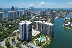 18181 NE 31st Ct, Aventura, FL 33160 - Photo 24