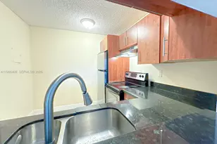 484 NW 165th St Rd, Miami, FL 33169 - Photo 8