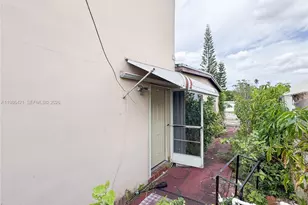 11430 SW 41st Terrace, Miami, FL 33165 - Photo 14