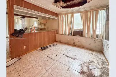 11430 SW 41st Ter, Miami, FL 33165 - Photo 12