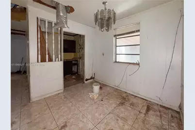 11430 SW 41st Ter, Miami, FL 33165 - Photo 10