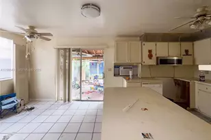 11430 SW 41st Terrace, Miami, FL 33165 - Photo 16