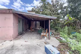 11430 SW 41st Terrace, Miami, FL 33165 - Photo 2