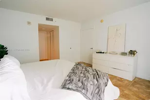 1800 N Bayshore Dr, Miami, FL 33132 - Photo 16