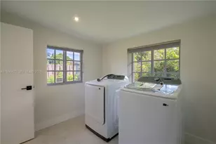323 NW 104th Terrace, Miami, FL 33150 - Photo 26