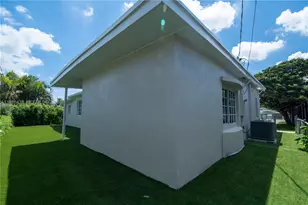 323 NW 104th Terrace, Miami, FL 33150 - Photo 28