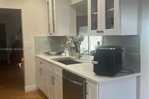 8221 NW 14th St, Plantation, FL 33322 - Photo 40