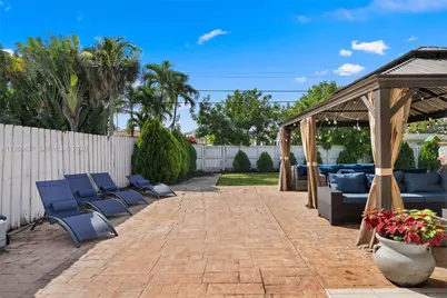 4306 Johnson St, Hollywood, FL 33021 - Photo 4